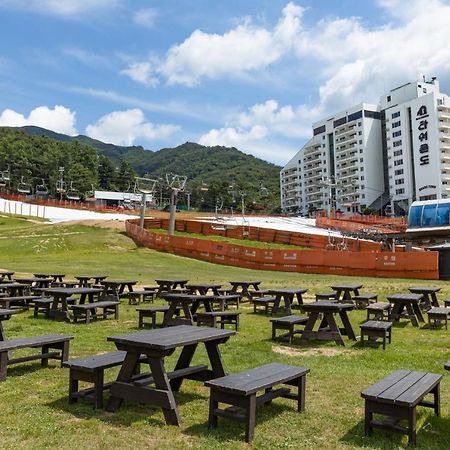 Hotel Bears Town Pocheon Exterior foto