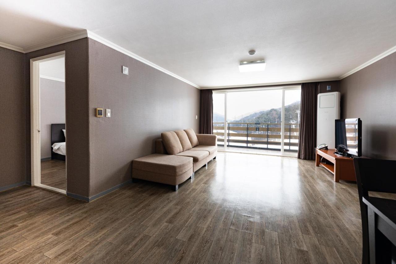 Hotel Bears Town Pocheon Exterior foto