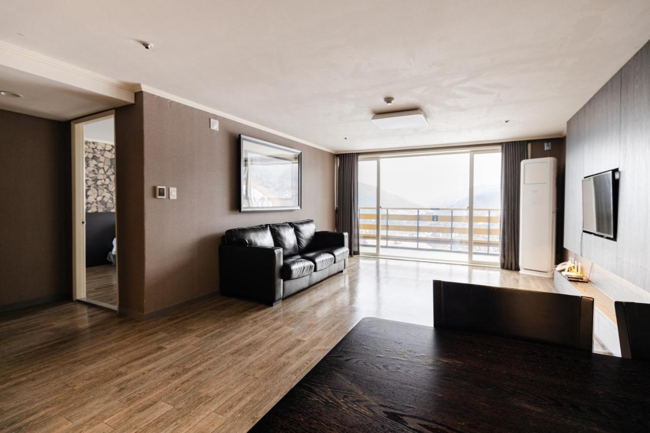 Hotel Bears Town Pocheon Exterior foto
