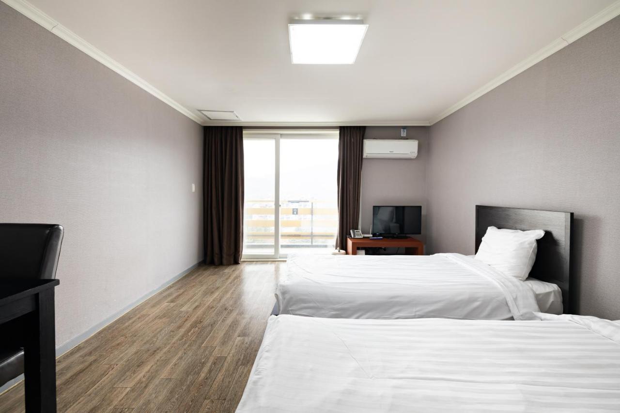 Hotel Bears Town Pocheon Exterior foto