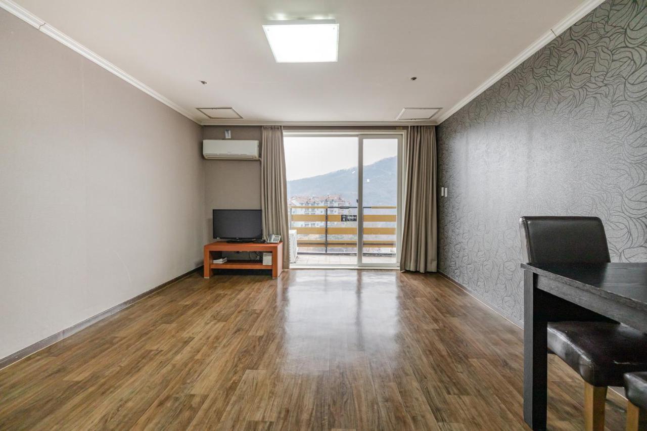 Hotel Bears Town Pocheon Exterior foto